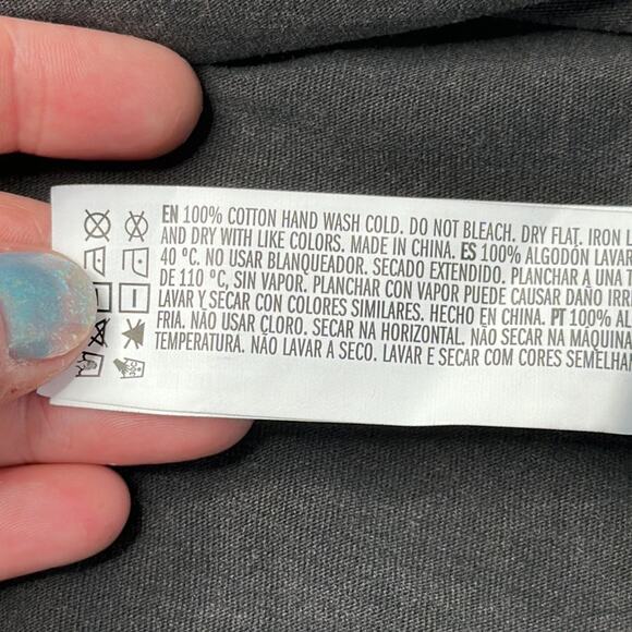 Forever 21: Gun Metal Gray Pearl Cropped Tee - Picture 7 of 7